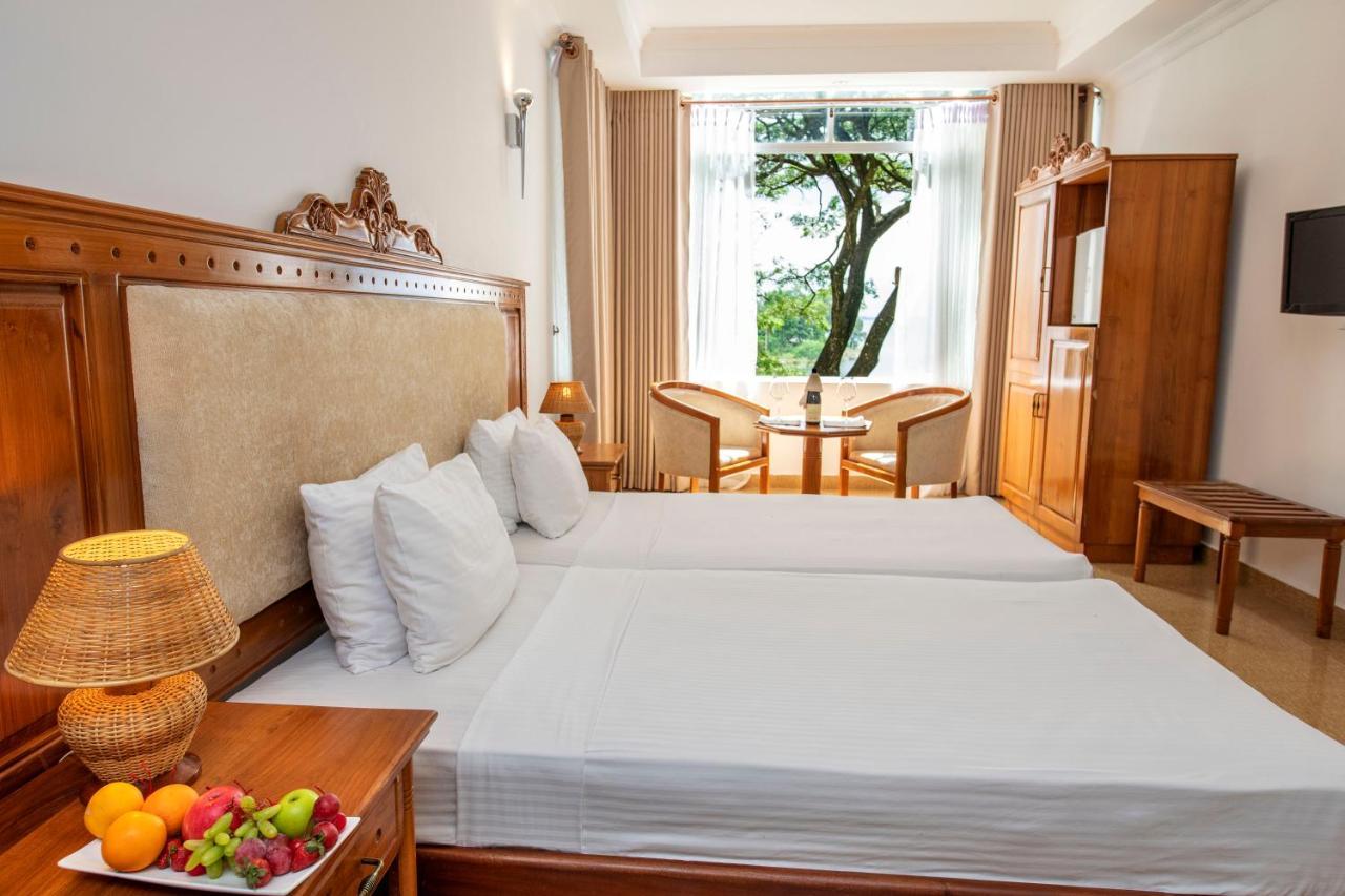 Hotel Sudu Araliya Polonnaruwa Exterior foto