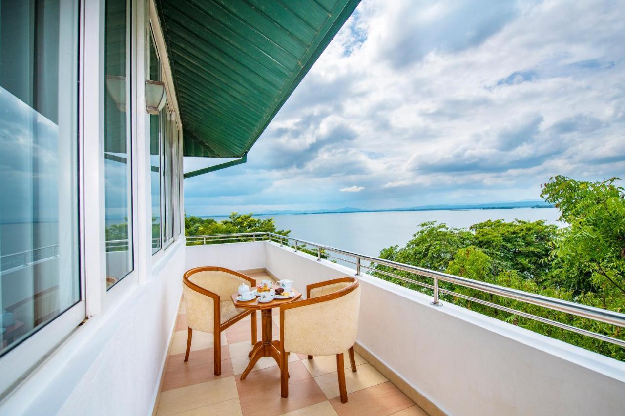 Hotel Sudu Araliya Polonnaruwa Exterior foto